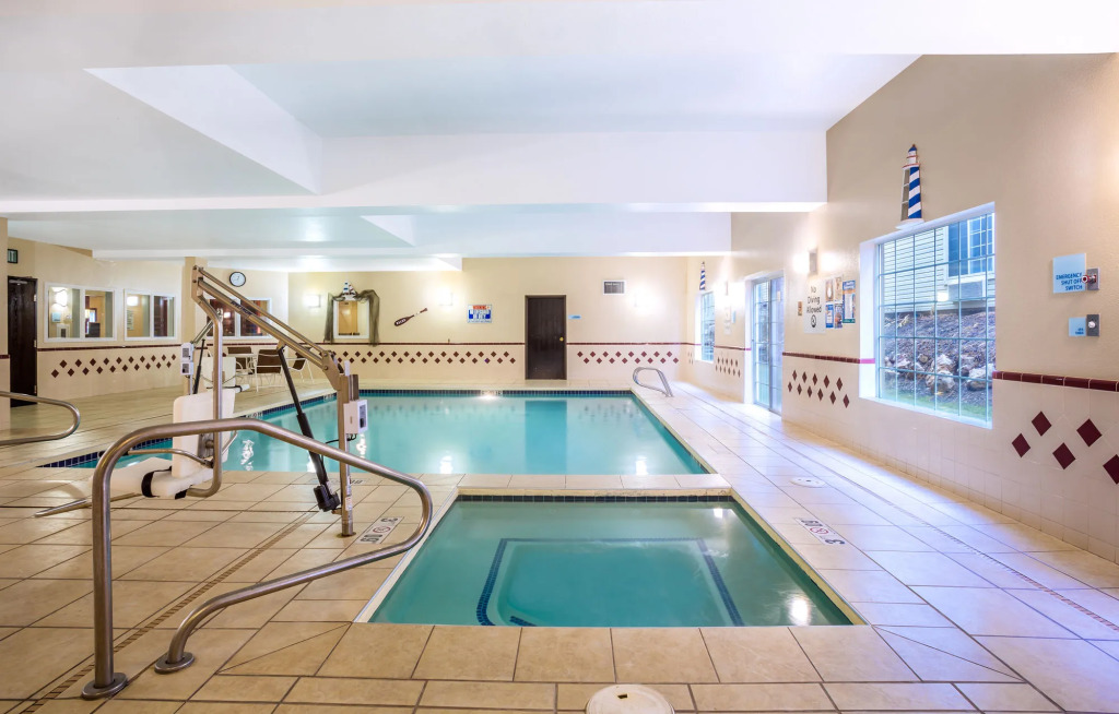 Holiday Inn Express Layton - I-15 by IHG