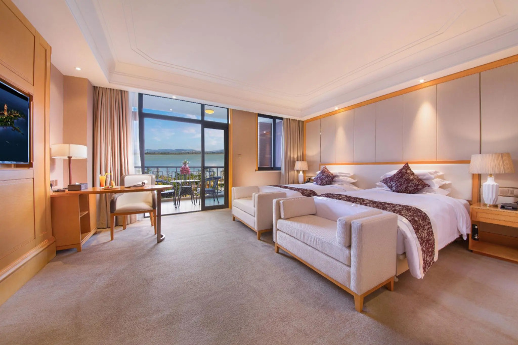 Bright Hotel Huaibei
