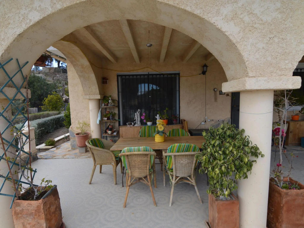 Finestrat Villa with Views