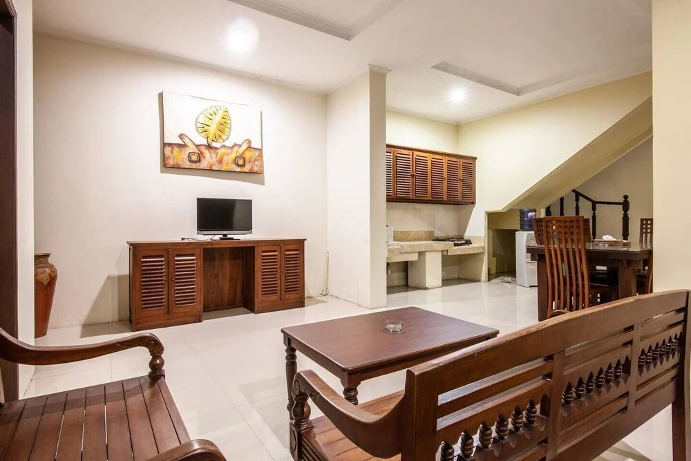 PB - 7BR - V5 & V1 7BR Private Pool Villa, Walk to Seminyak Beach