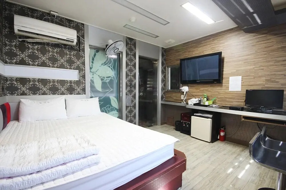 Busan Gwangalli Q