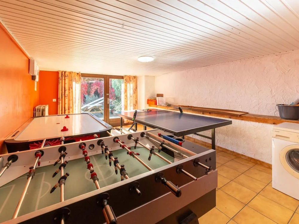 Holiday home in Montleban with garden