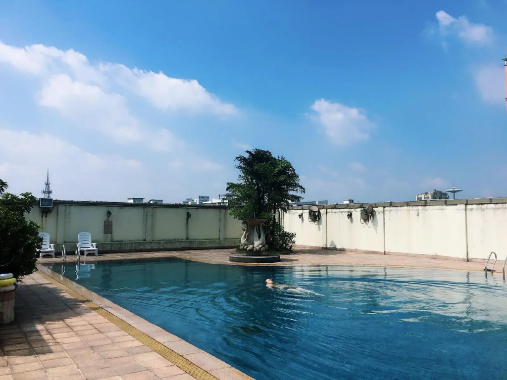 Guangzhou New Century Hotel