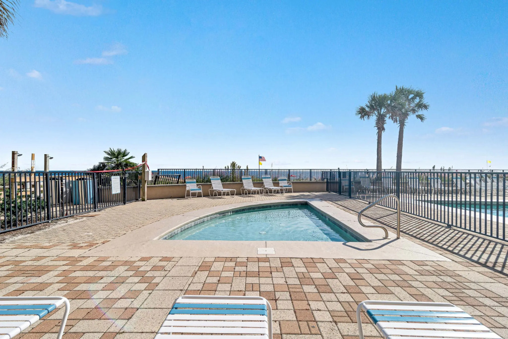 Bluewater 301: Third floor, corner unit., Orange Beach
