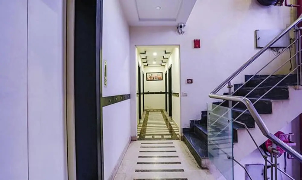 FabHotel Blue Moon Home Stay