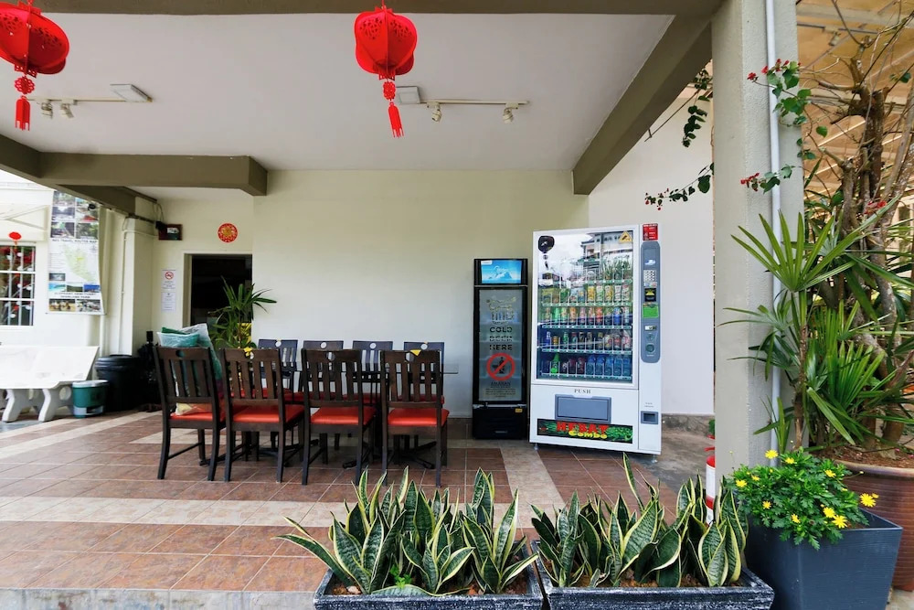 Swing & Pillows - Golden Lodge Tanah Rata, Cameron Highland