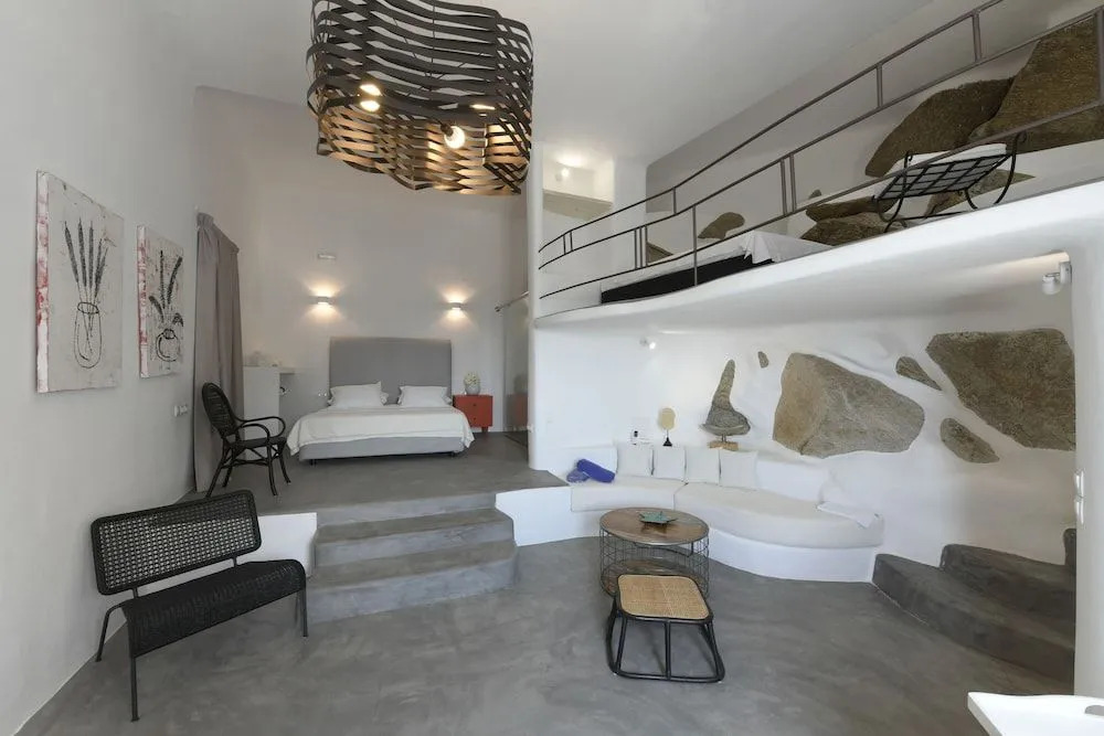 Mykonos Teatro Suites and Villa