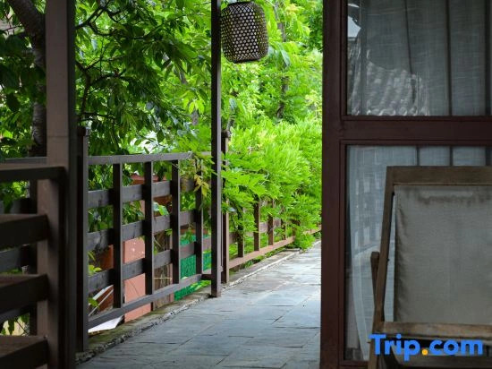 There is a Guesthouse in Lijiang