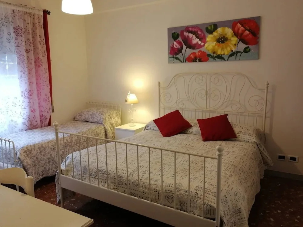 Room Private Bath 5min From Tiburtina Station - Metro Line B