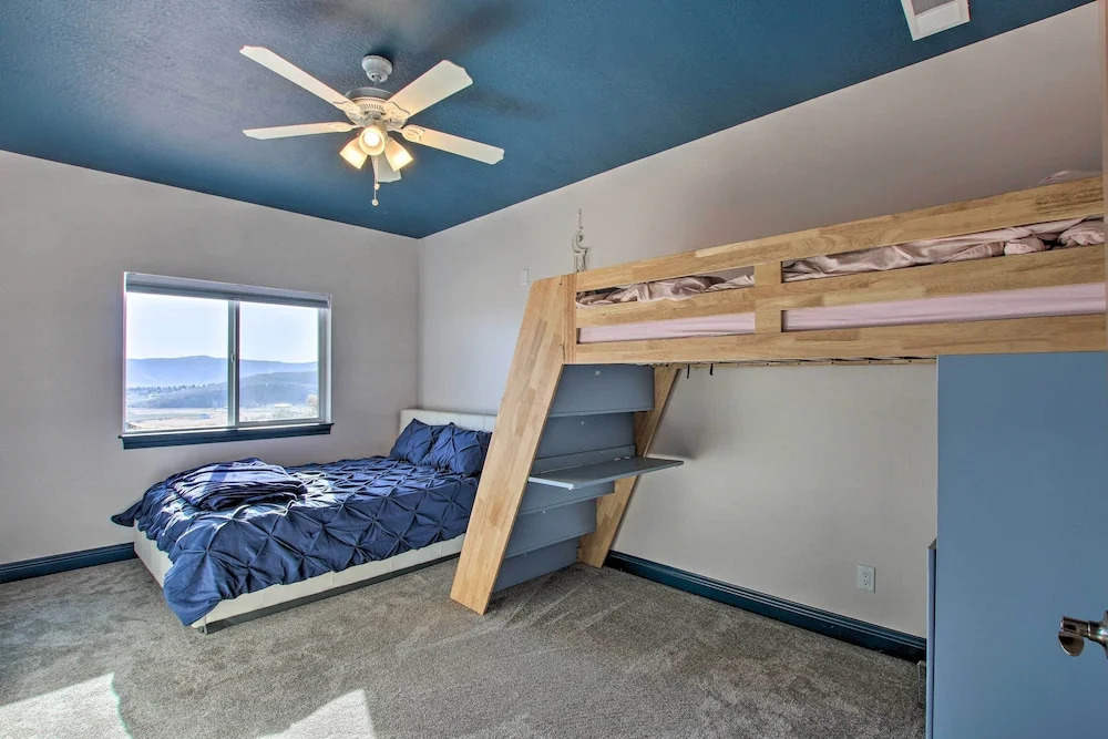 Spacious Home w/ Mtn Views: 2 Mi to Bear Lake!