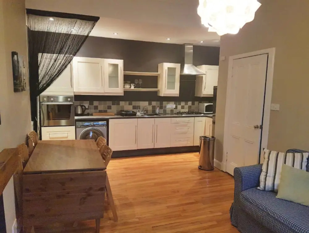 1 Bedroom Flat in Popular Central Location