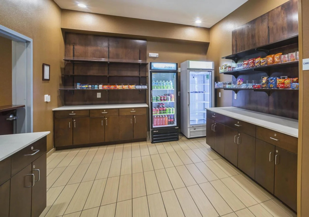 Best Western St. Louis Airport North Hotel & Suites