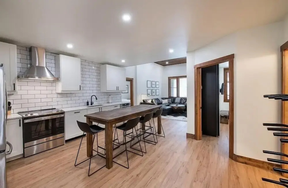 First Floor Condo Easy Access to Ski Adventure - Zephyr Mountain Lodge Premium-Rated 2100