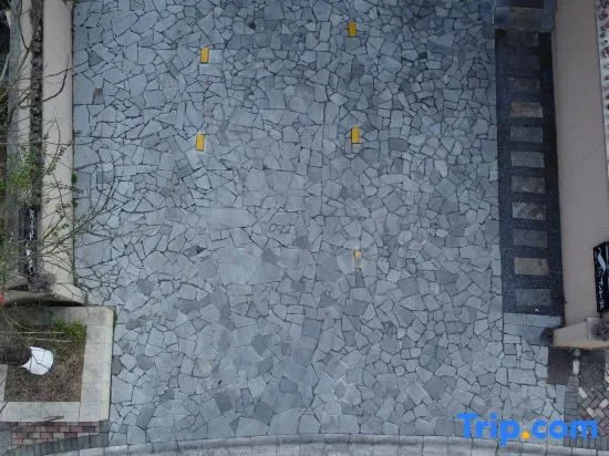 Shexia Xiaozhu Homestay (Zunyi Poly Future City Branch)