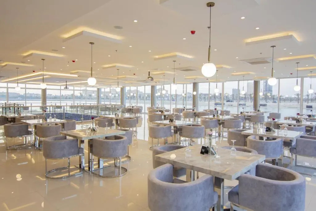 Veliton Hotel