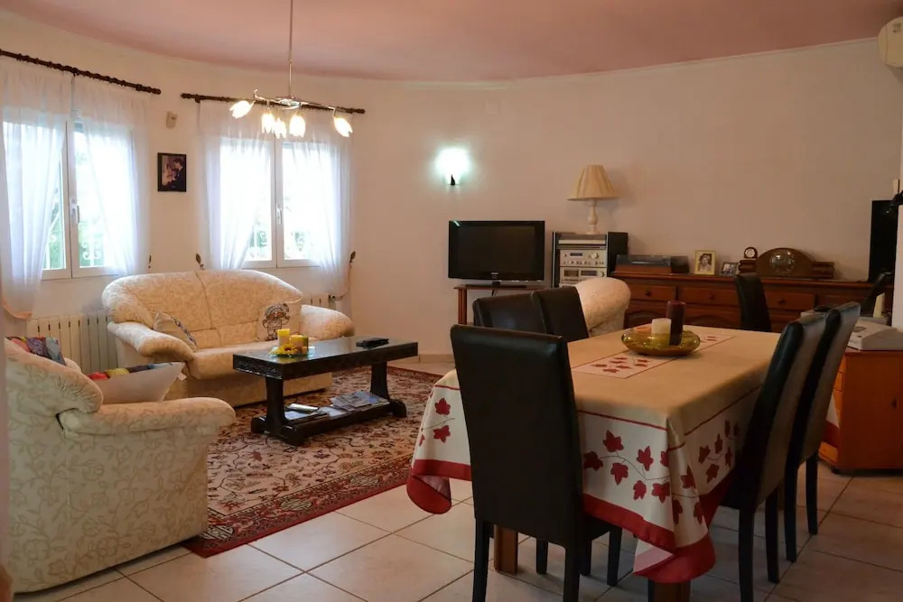 Chalet Blanca