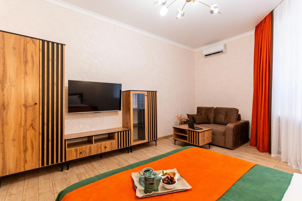 LetoApart на Мира 10