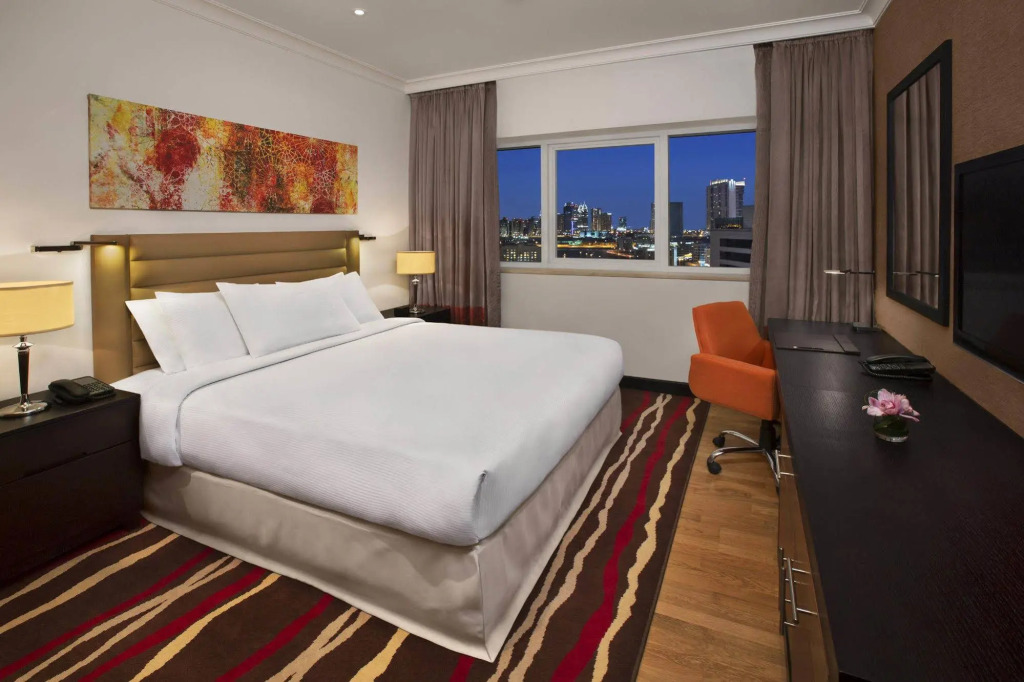 DoubleTree by Hilton Hotel and Residences Dubai Al Barsha