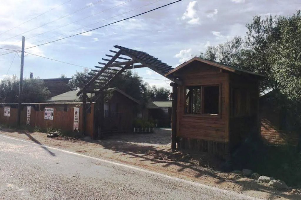 CRPDM Bungalow Hotel
