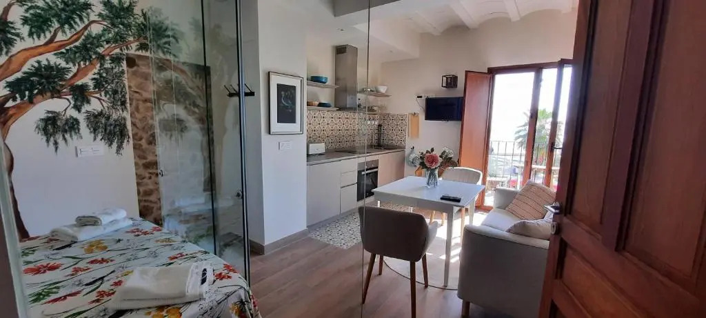 AR28-1, Coqueto apartamento en primera línea de playa