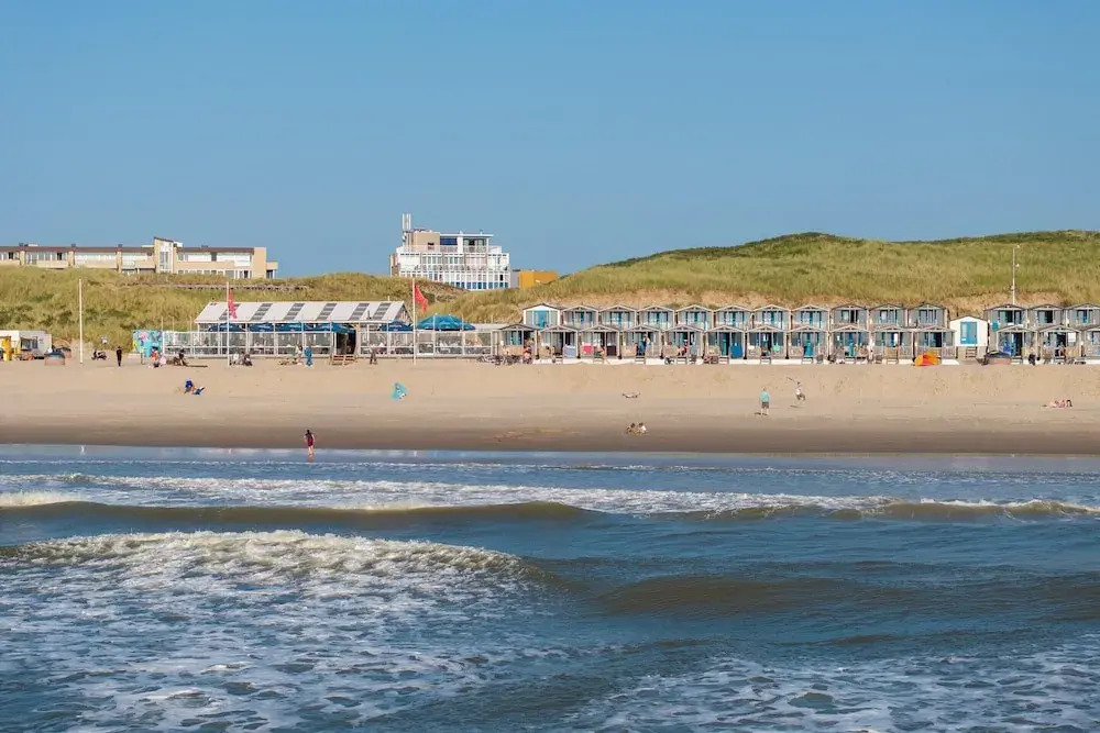 Beach House in Julianadorp by the North Sea