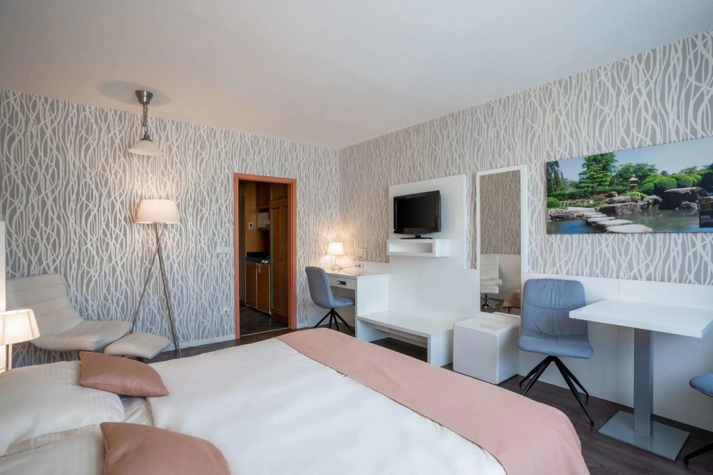 QU Hotel, Trademark Collection by Wyndham