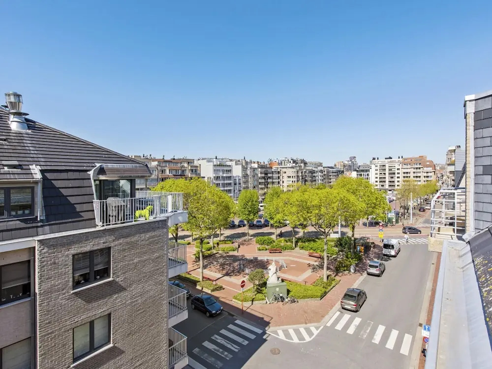 Nice Duplex Located in the Market Square
