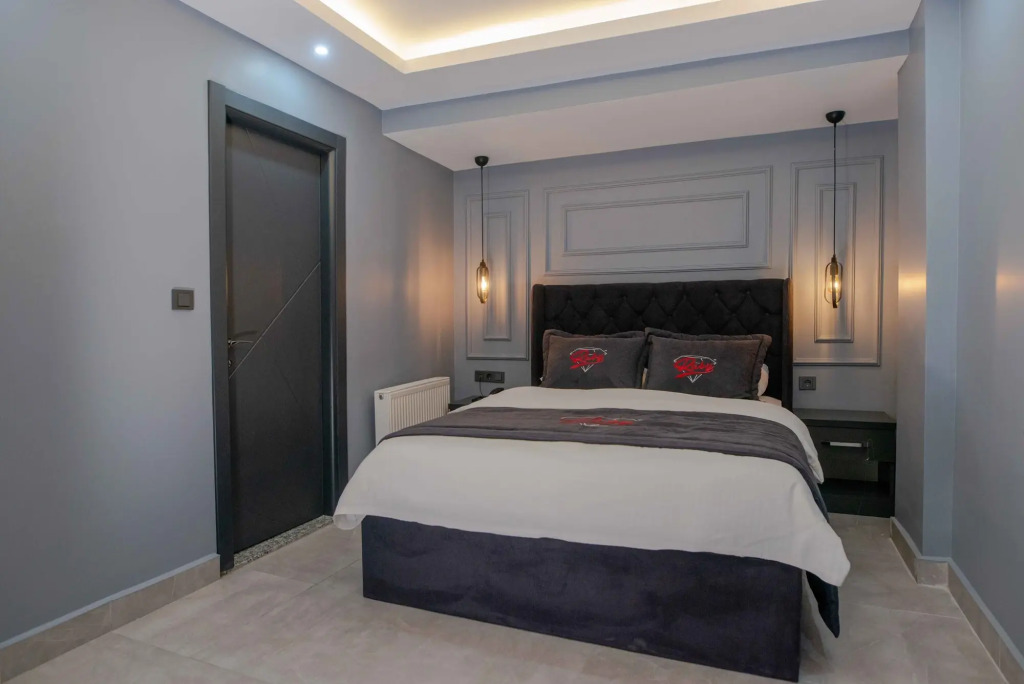 Ruby Hotel