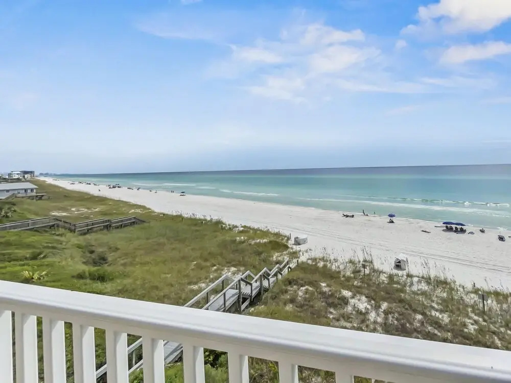 Turtle Watch 4 Bedroom Home by RedAwning