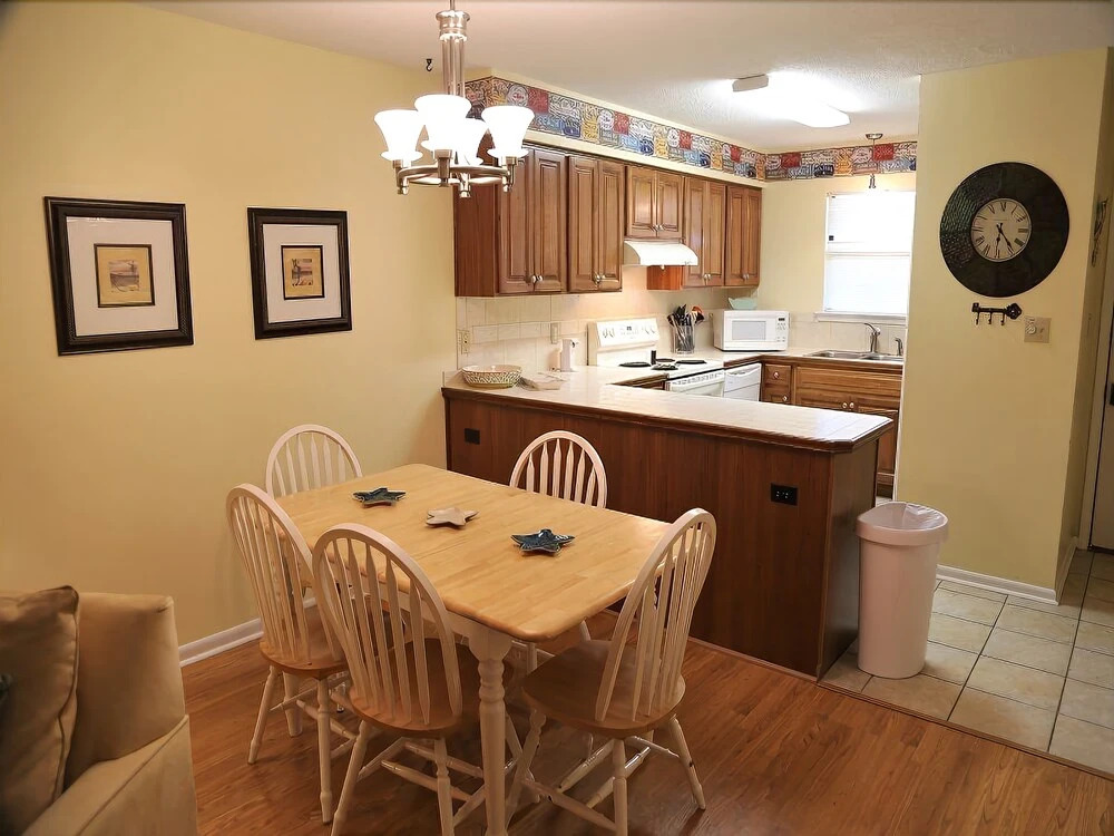 Seaside Beach & Racquet Club 1110 2 Bedrooms 2 Bathrooms Condo