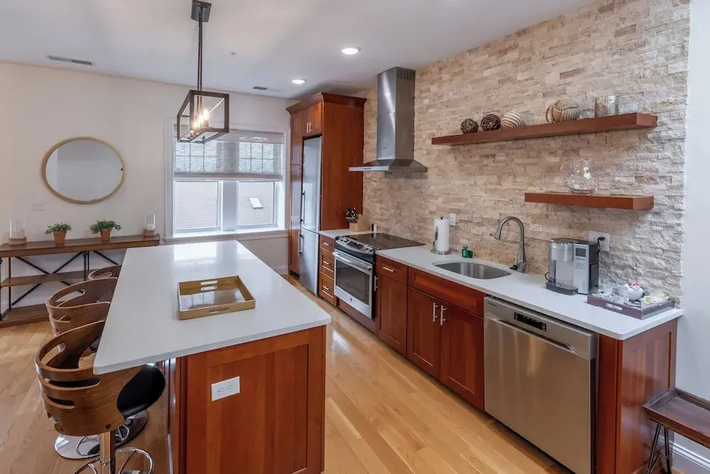 The Newport Lofts - 364 Thames Street