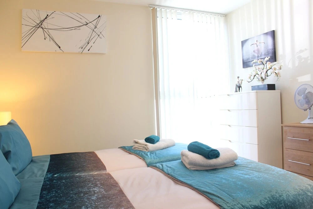 South Quay Apartment Two