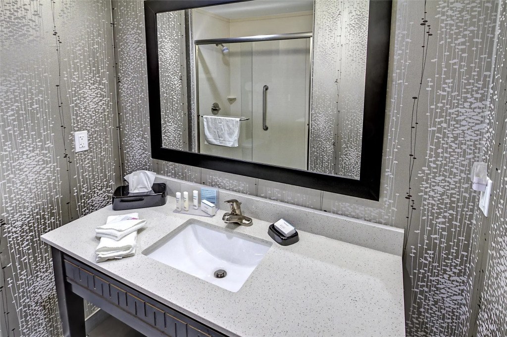 Hampton Inn and Suites Ada