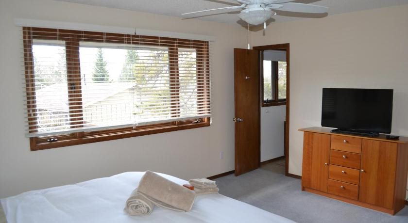 The Mountaineer Hostel
