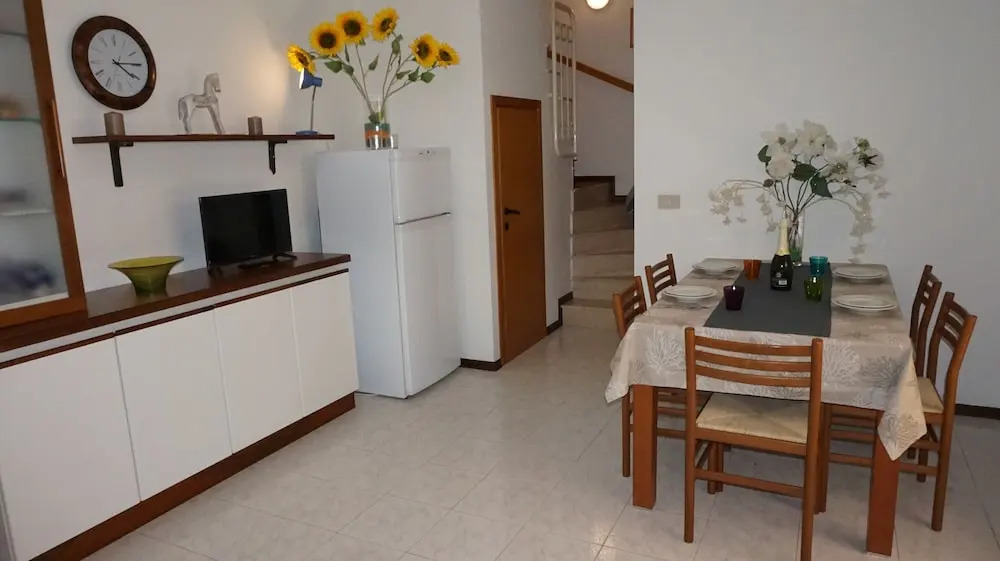 Spectacular Terraced Villa Near the sea With Private Garden, on Three Floors