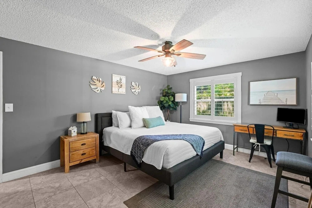 Vilano Beach I Ocean - Private Pool - Fire Pit 3 Bedroom Home