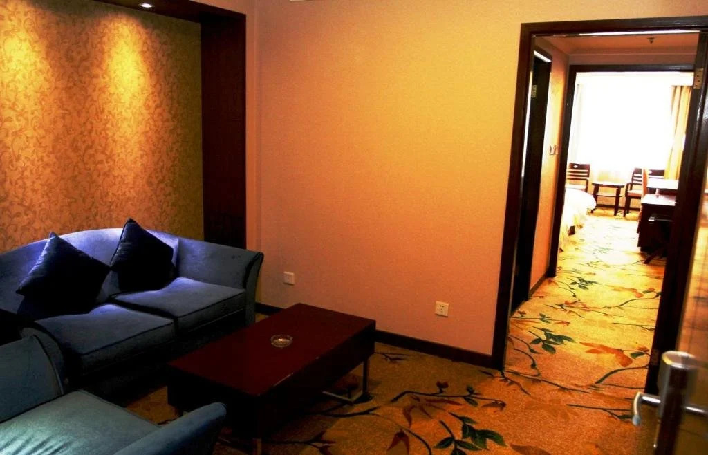 Wanyue Holiday Hotel