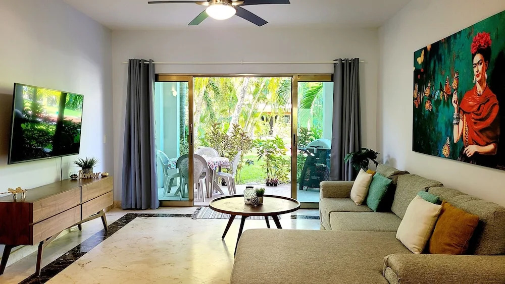 Paseo Del Sol Coral 106 3 Bedroom Condo by RedAwning