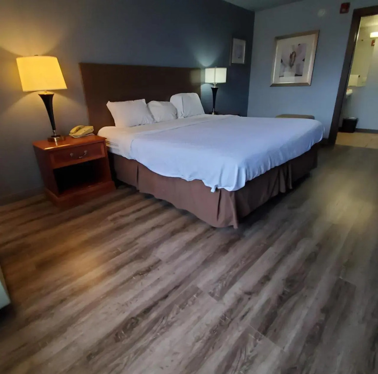 Howard Johnson Inn Monroe