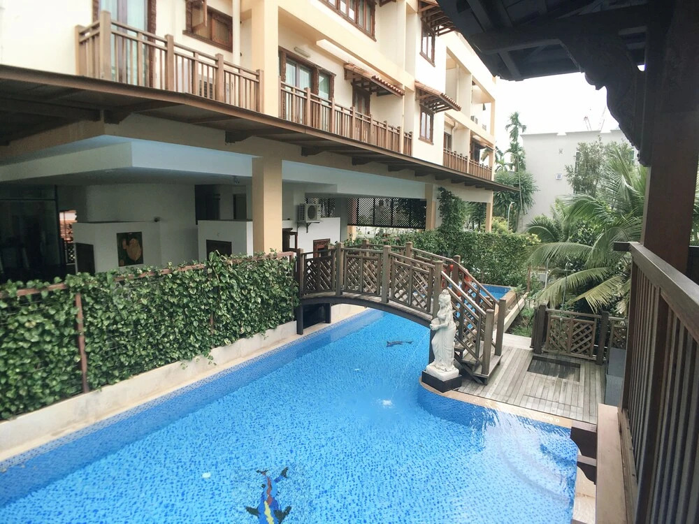 K Suites River Valley Nearby Orchard