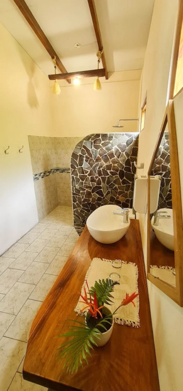 Tarcoles Birding Lodge