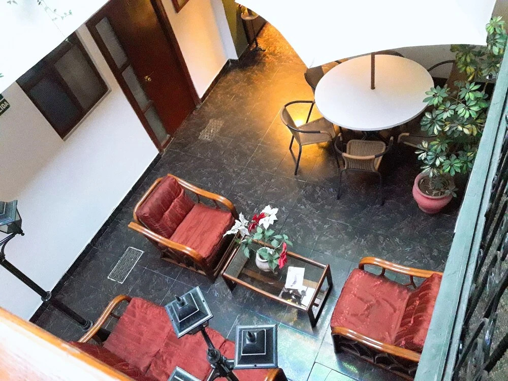 Hostal Santa Apolonia