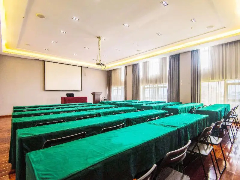 Ibis Chongqing Beibei