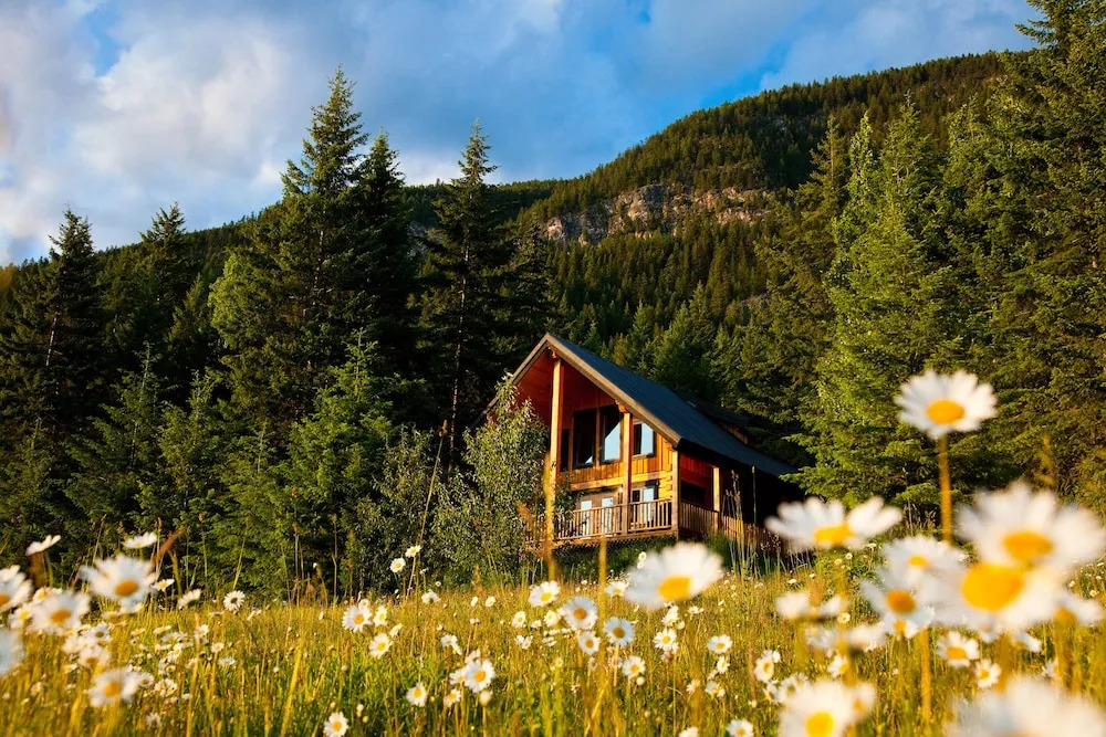 Mount 7 Lodges