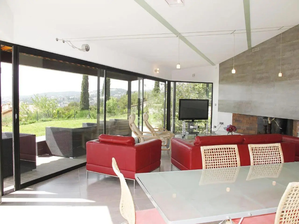 Holiday Home Baie de Bandol - SAY110