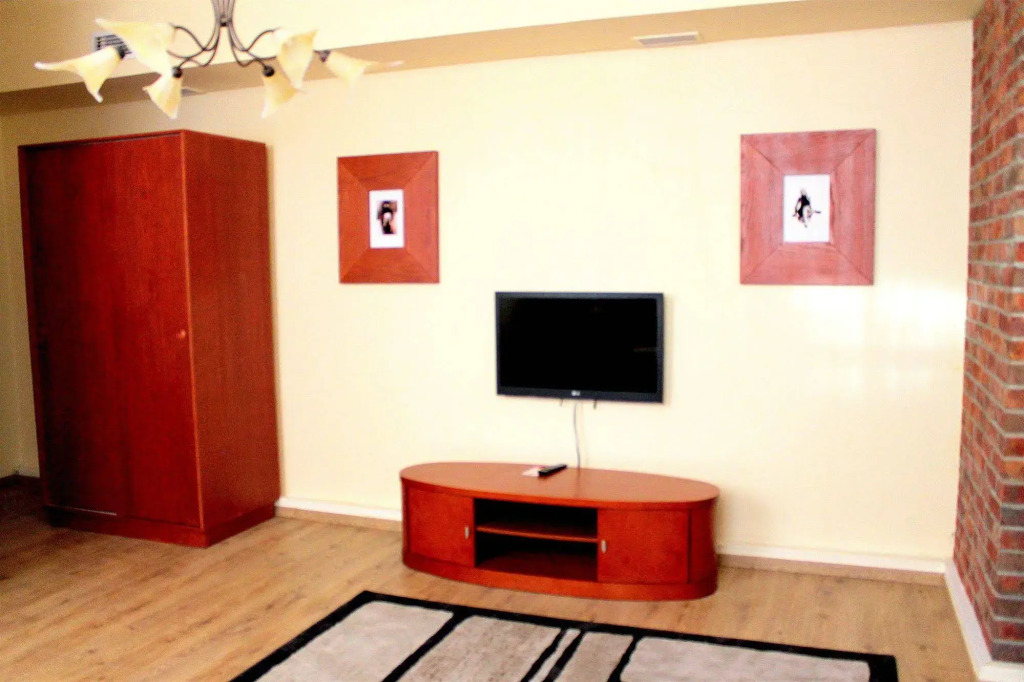 Enjoy Inn