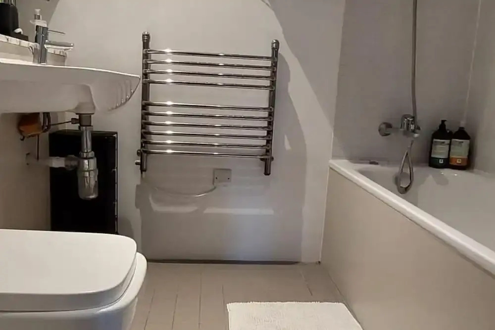 1br-4guests-pool-gym-parking-neargreenwich