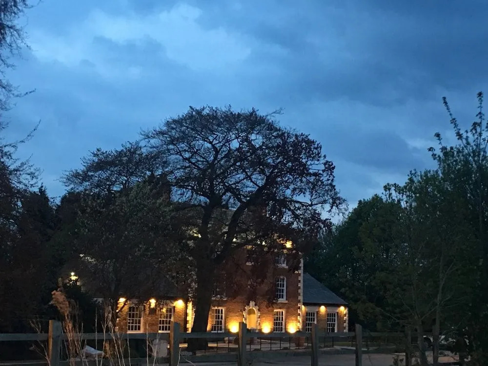 The Partridge, Stretton