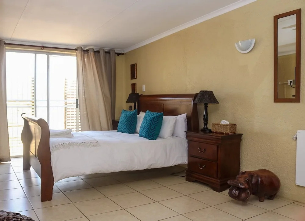Horse's Neck Guest Lodge