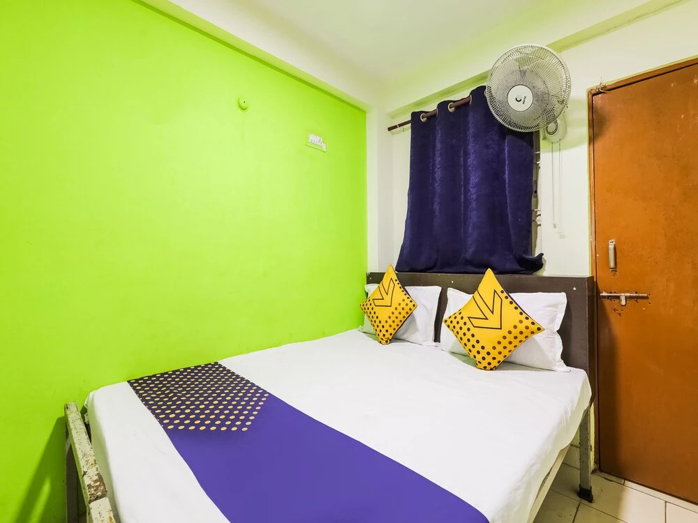 Spot On 37422 Kakul Stay Inn
